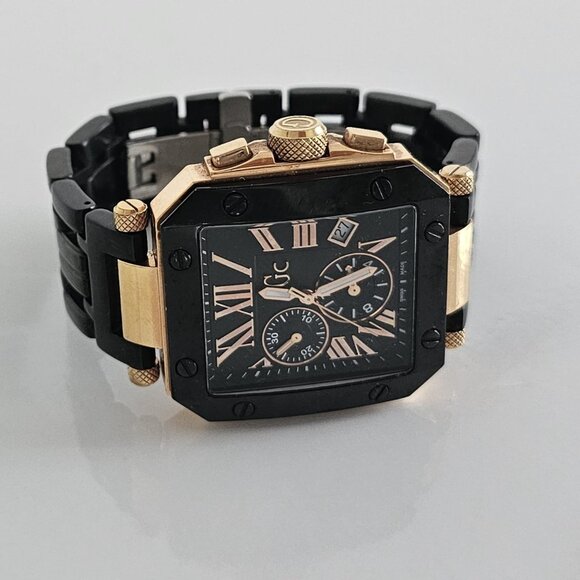 GC Guess Collection G63002G1 Stunning men's watch! - Picture 7 of 14